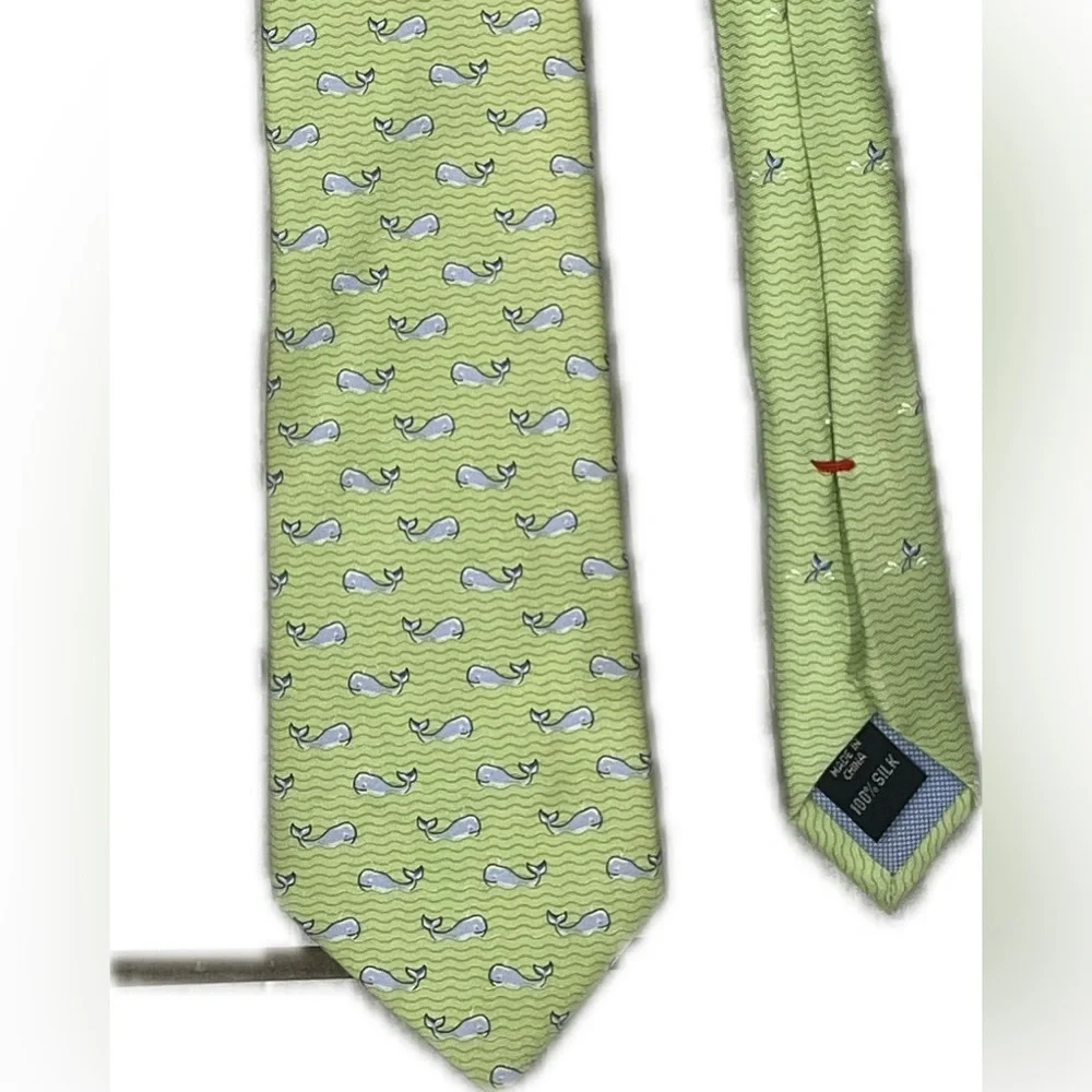 Tommy Hilfiger Green Whale Pattern Tie 100% Silk Novelty Necktie